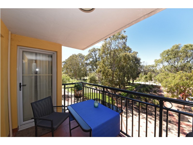 52/167 Grand Boulevard, Joondalup WA 6027