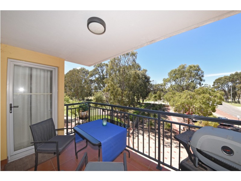 52/167 Grand Boulevard, Joondalup WA 6027