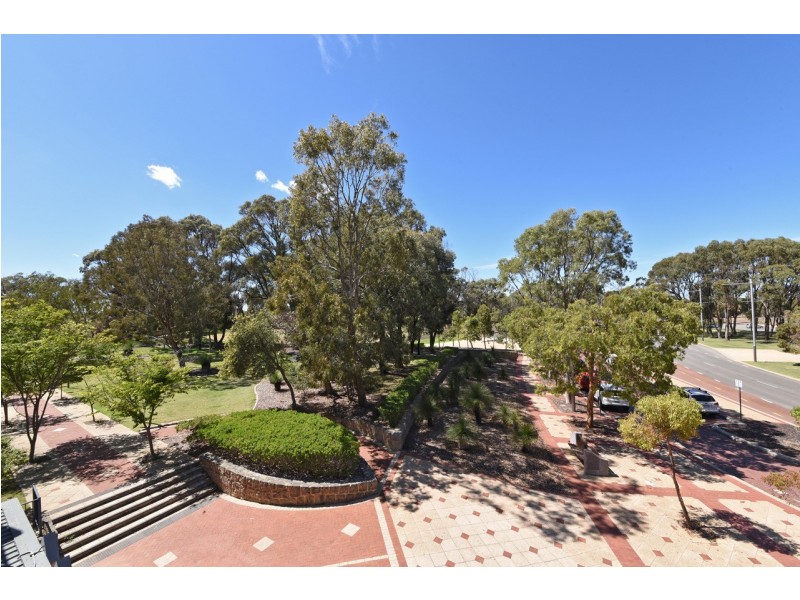 52/167 Grand Boulevard, Joondalup WA 6027