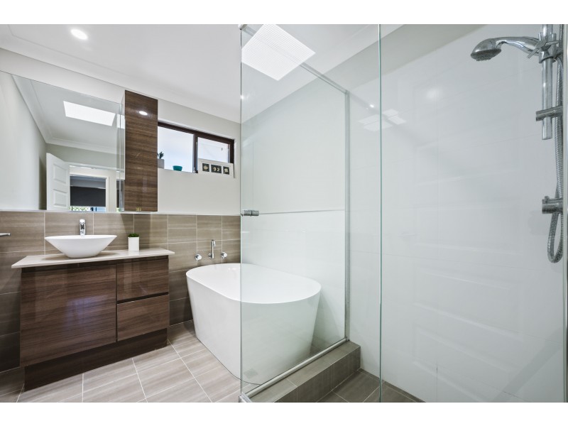 37 Contour Drive, Mullaloo WA 6027