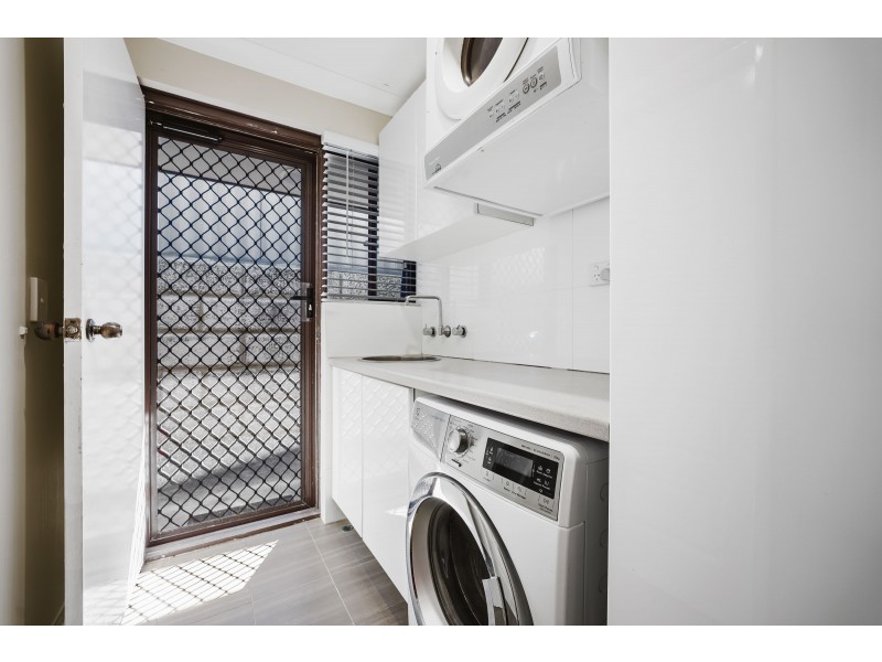 37 Contour Drive, Mullaloo WA 6027