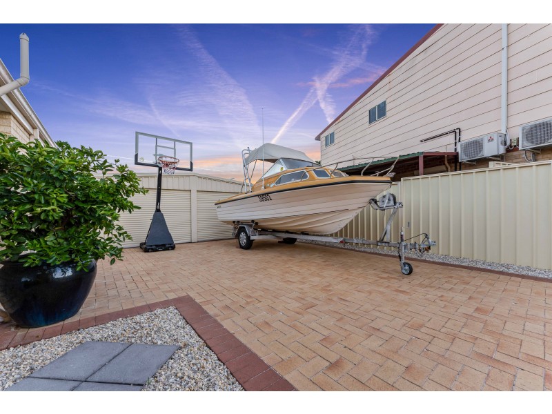 3 Shelter Cove, Banksia Grove WA 6031