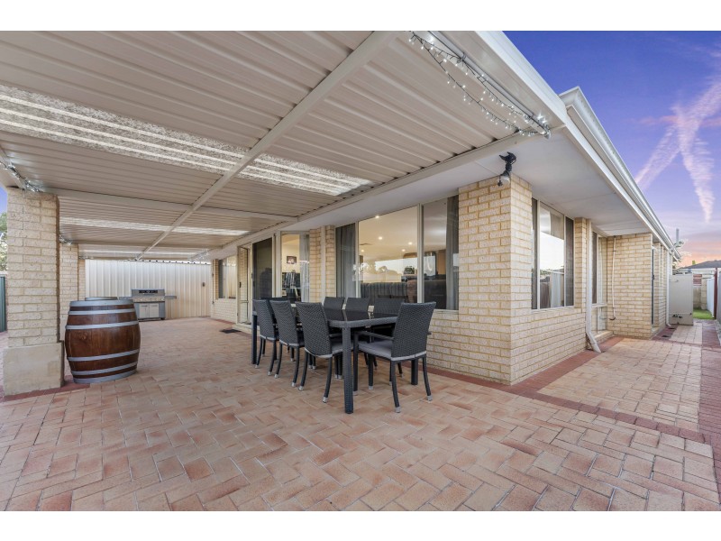 3 Shelter Cove, Banksia Grove WA 6031