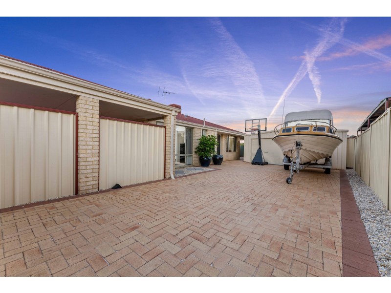 3 Shelter Cove, Banksia Grove WA 6031