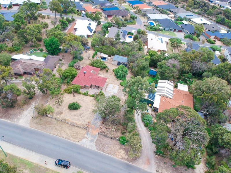 16 Homestead Drive, Wellard WA 6170