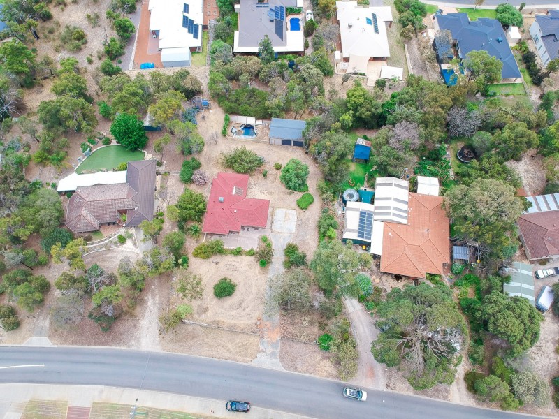 16 Homestead Drive, Wellard WA 6170