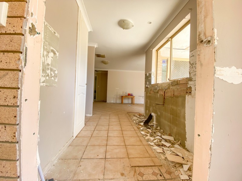 16 Homestead Drive, Wellard WA 6170