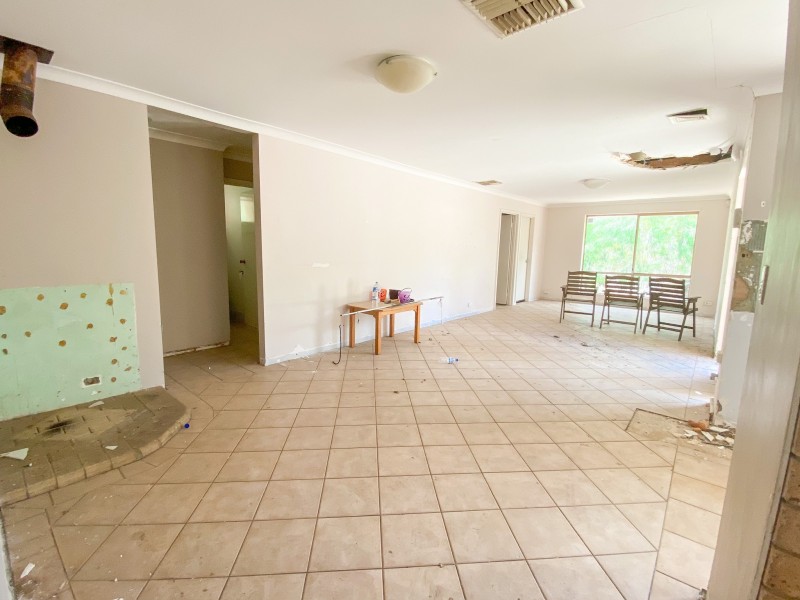 16 Homestead Drive, Wellard WA 6170