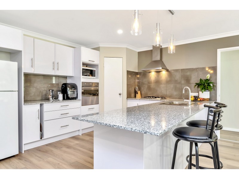 59 Maroubra Parade, Secret Harbour WA 6173