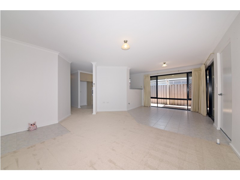 7/11 Crocker Way, Innaloo WA 6018