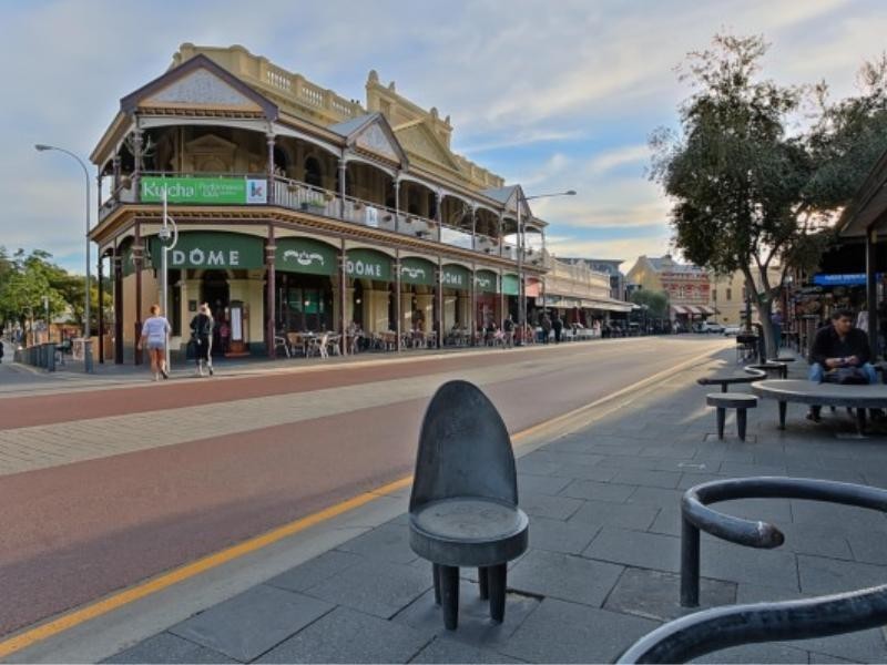 8 Boyd Crescent, Hamilton Hill WA 6163