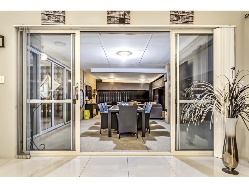 5 Featherleaf Elbow, Banksia Grove WA 6031