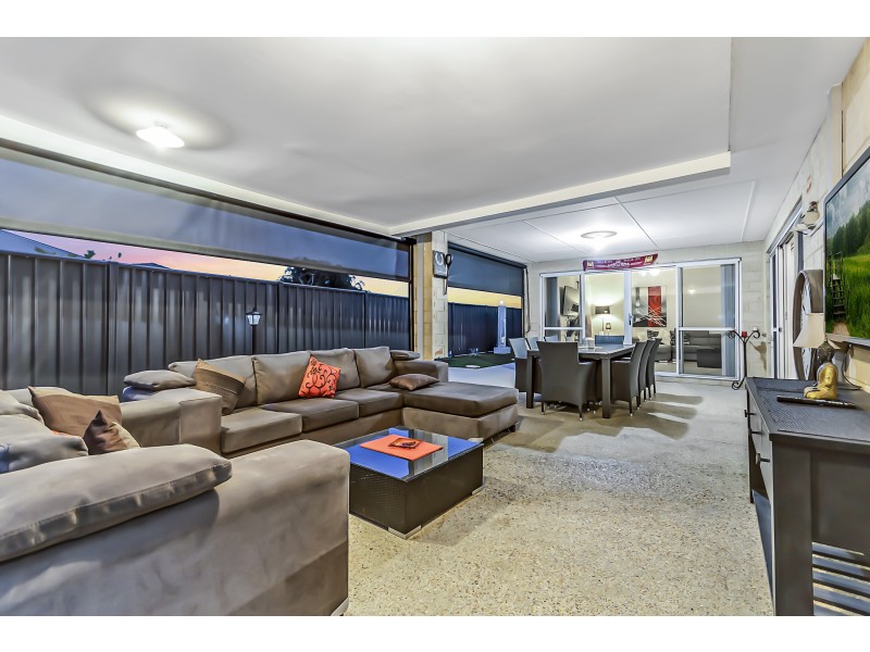 5 Featherleaf Elbow, Banksia Grove WA 6031