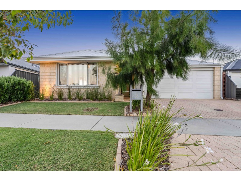 4 Burma Loop, Banksia Grove WA 6031