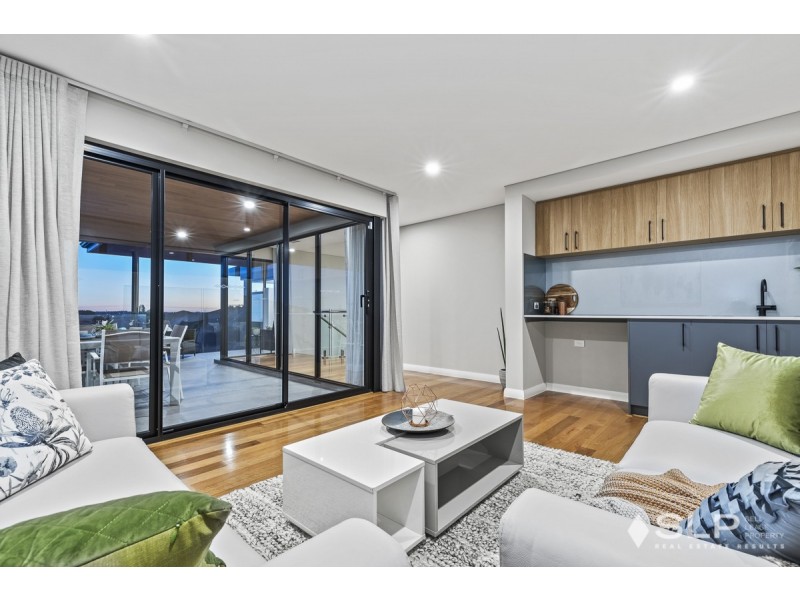 13a Croydon Avenue, Yokine WA 6060