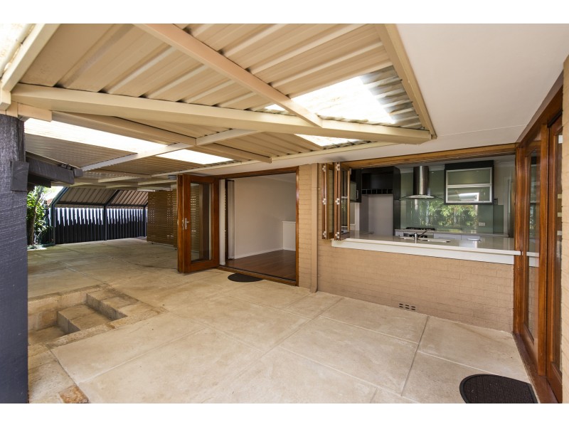 4 Bruce Court, Leeming WA 6149