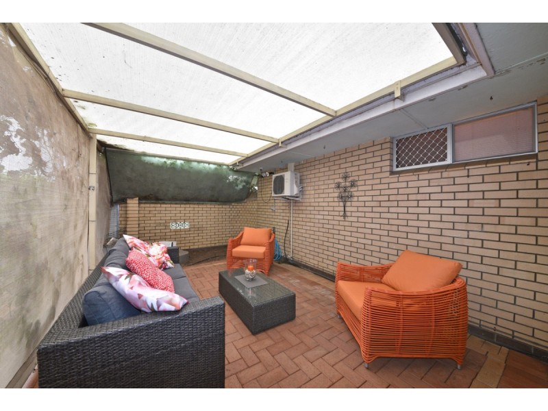 2 Balcombe Street, Westminster WA 6061