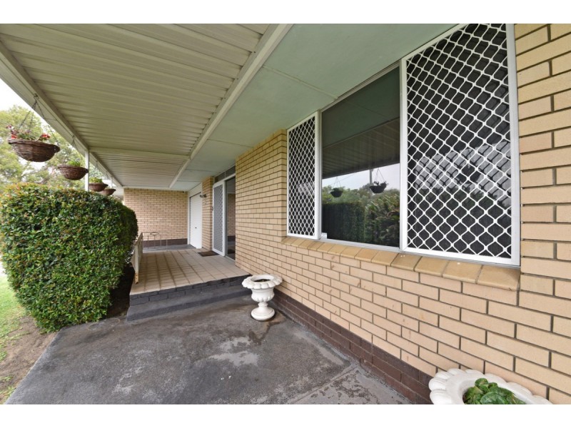 2 Balcombe Street, Westminster WA 6061