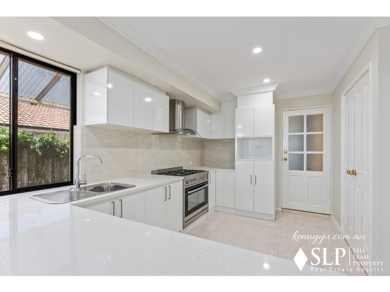 15 Bellerive Boulevard, Madeley WA 6065