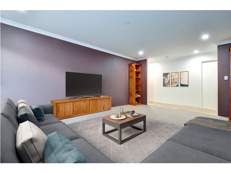 9 Joseph Banks Boulevard, Banksia Grove WA 6031