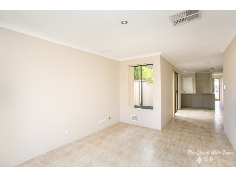 1D Chichester Way, Nollamara WA 6061