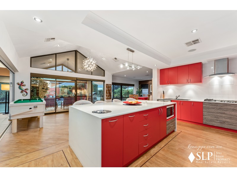 15 Cesare Circle, Madeley WA 6065