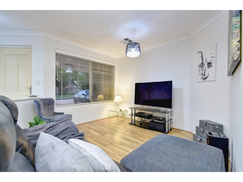 20 Ollera Meander, Carramar WA 6031