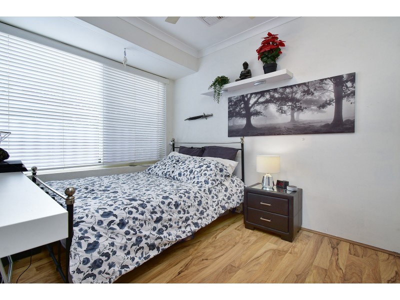 20 Ollera Meander, Carramar WA 6031