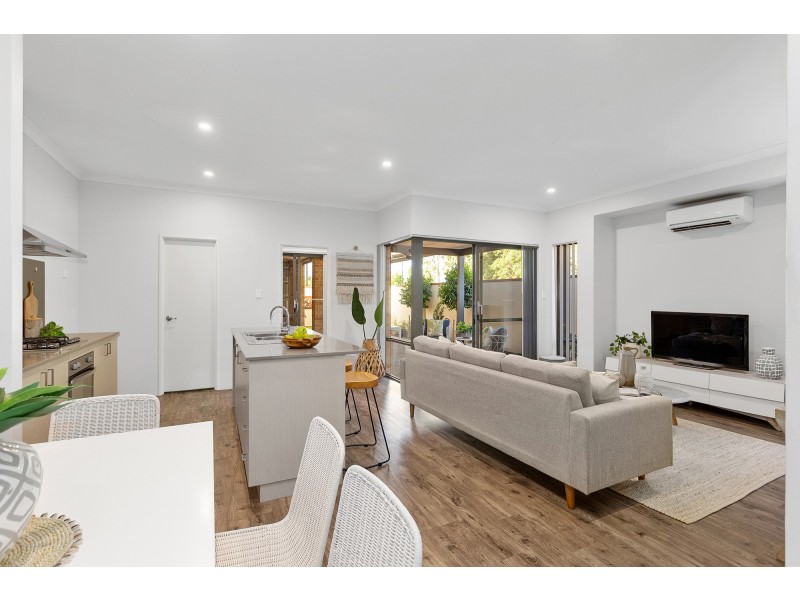 36 Boulton Loop, Ellenbrook WA 6069