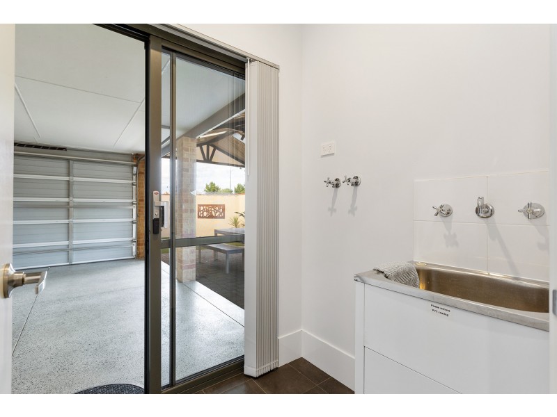 36 Boulton Loop, Ellenbrook WA 6069