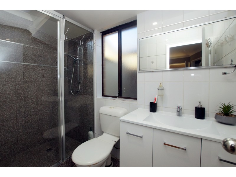 9 Russon Court, Alexander Heights WA 6064