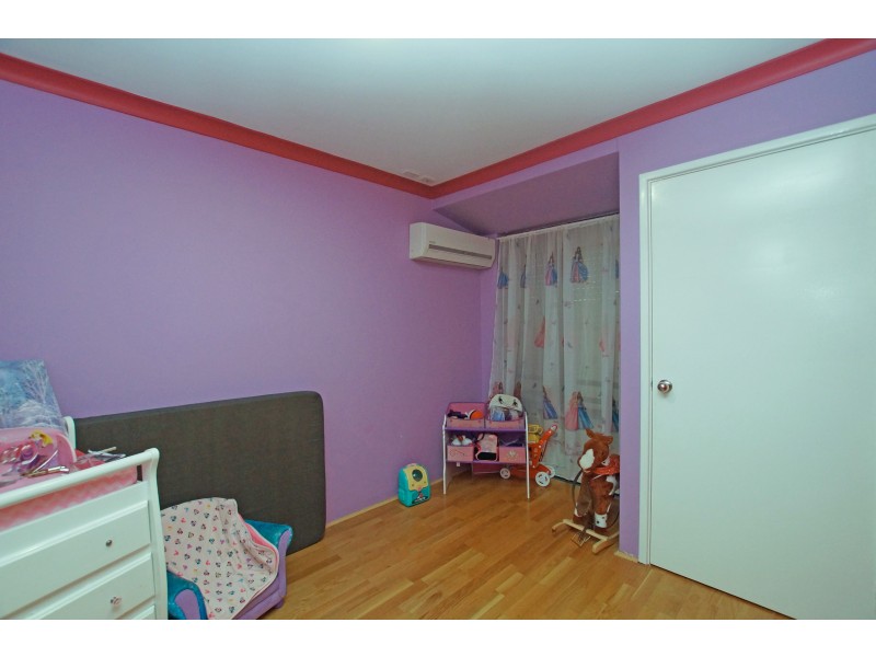 9 Russon Court, Alexander Heights WA 6064