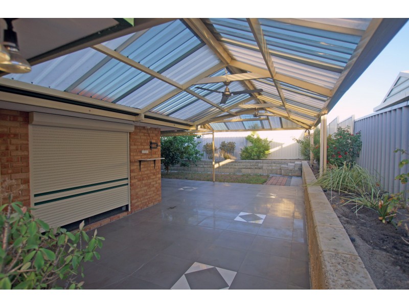 9 Russon Court, Alexander Heights WA 6064