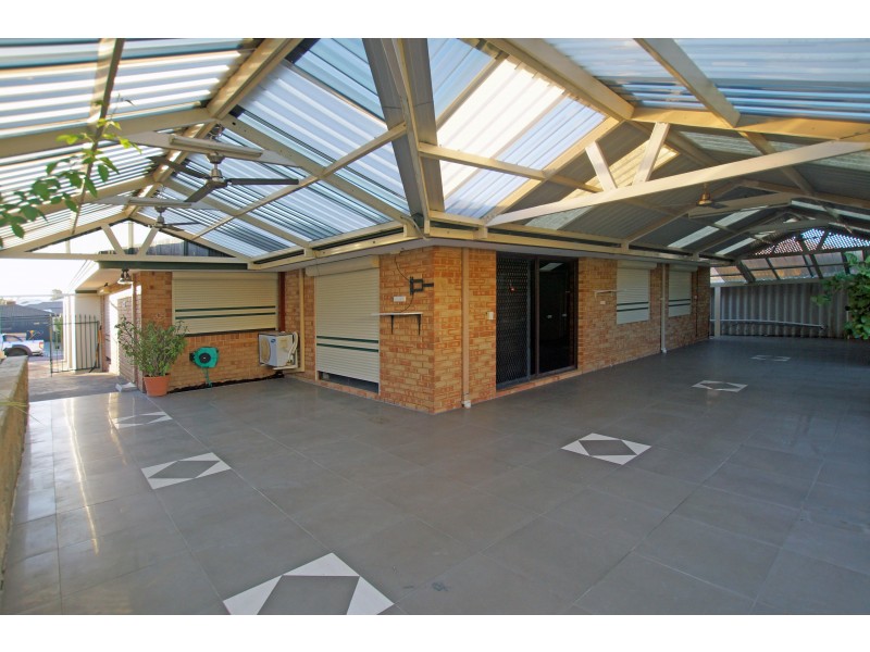 9 Russon Court, Alexander Heights WA 6064