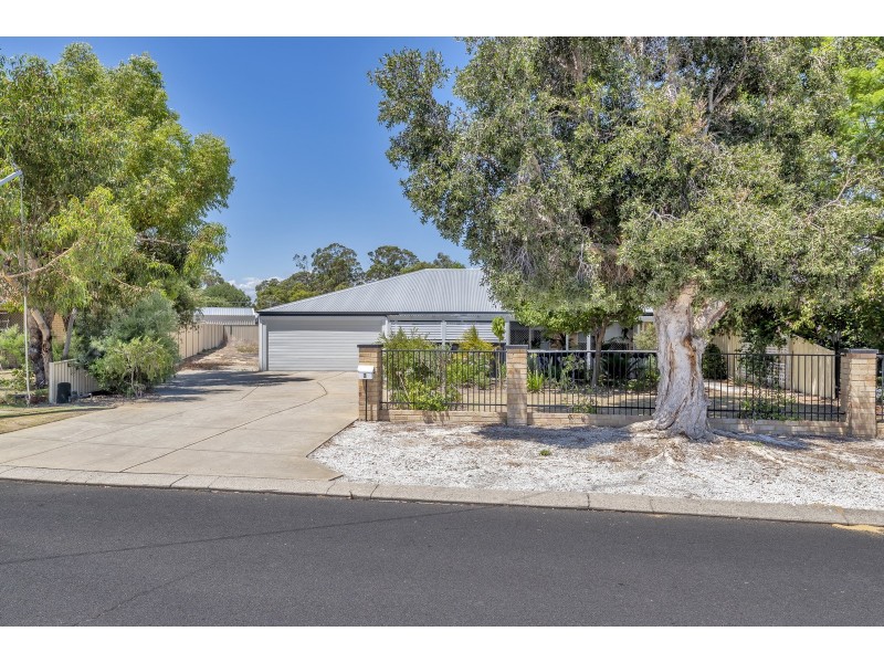 2 Grimsel Court, Coodanup WA 6210