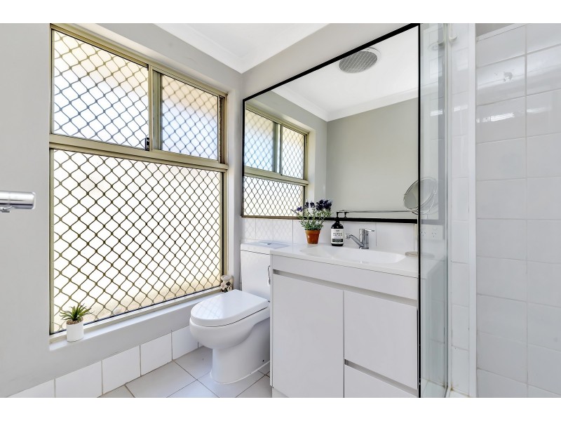 2 Grimsel Court, Coodanup WA 6210