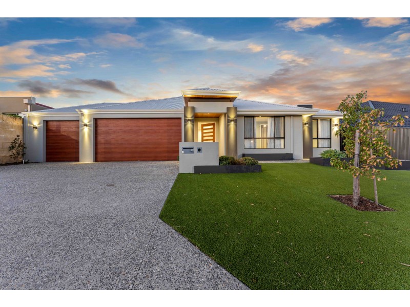 3 Lambrook Way, Landsdale WA 6065