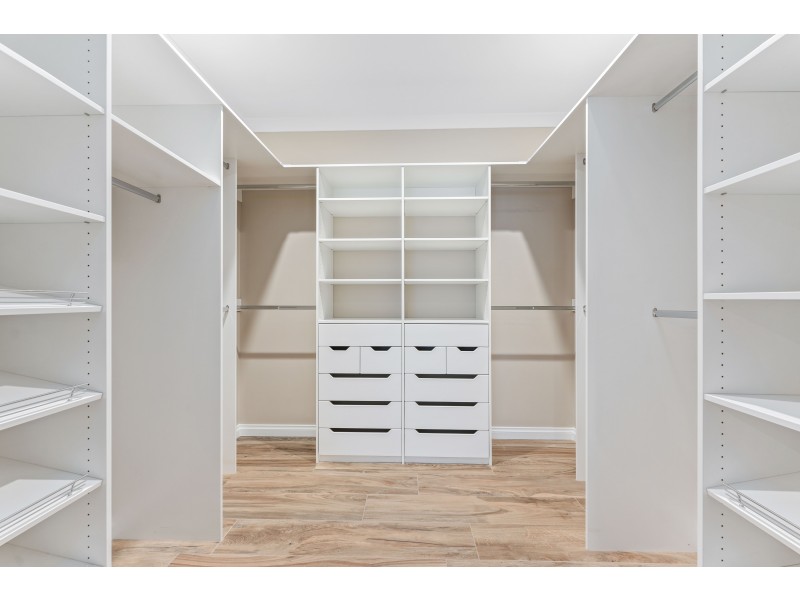 3 Lambrook Way, Landsdale WA 6065