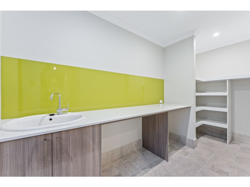 3 Lambrook Way, Landsdale WA 6065