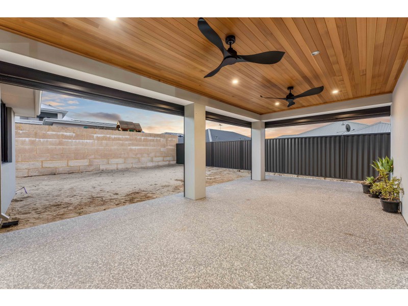 3 Lambrook Way, Landsdale WA 6065