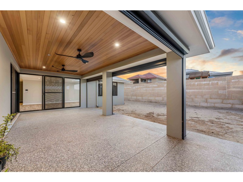 3 Lambrook Way, Landsdale WA 6065