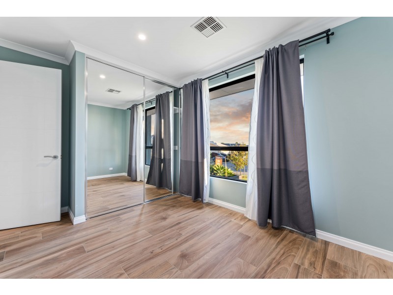 3 Lambrook Way, Landsdale WA 6065