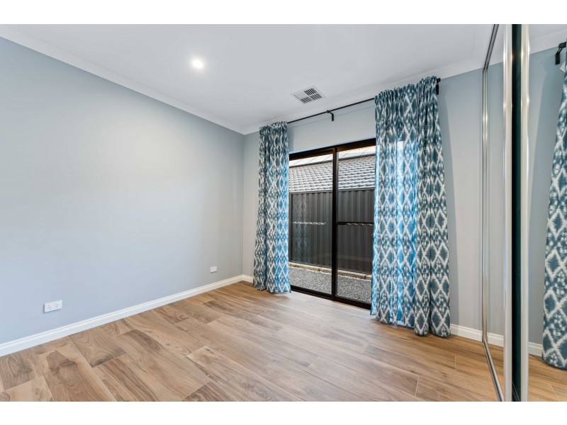 3 Lambrook Way, Landsdale WA 6065