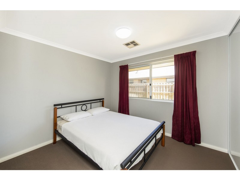 91 Hudson Drive, Dudley Park WA 6210