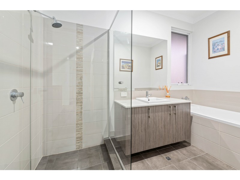 23 Hybrid Green, Banksia Grove WA 6031