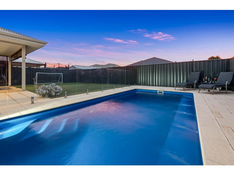 23 Hybrid Green, Banksia Grove WA 6031