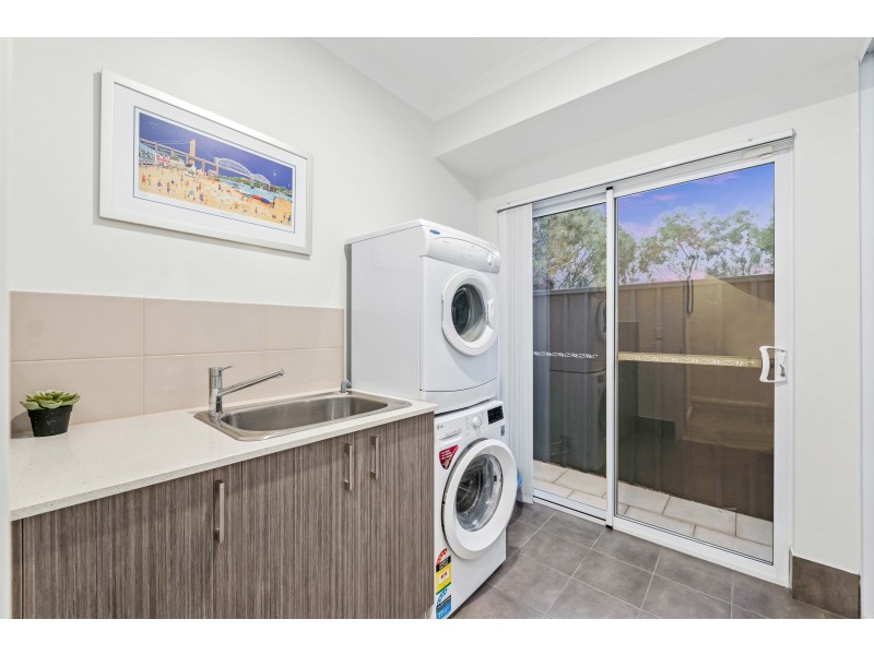 23 Hybrid Green, Banksia Grove WA 6031