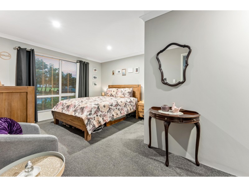 6 Gecko Way, Banksia Grove WA 6031