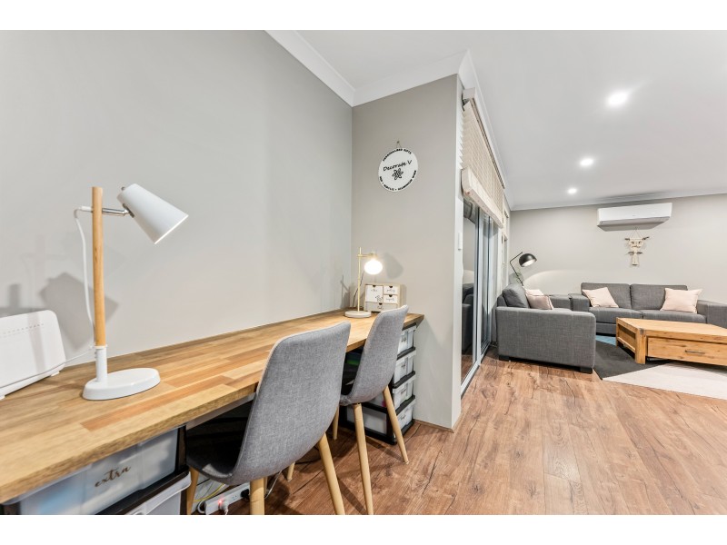 6 Gecko Way, Banksia Grove WA 6031