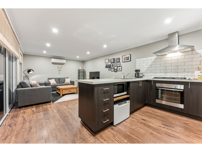 6 Gecko Way, Banksia Grove WA 6031